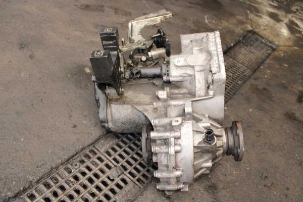 BOITE DE VITESSE MANUELLE VAG - Vue 4